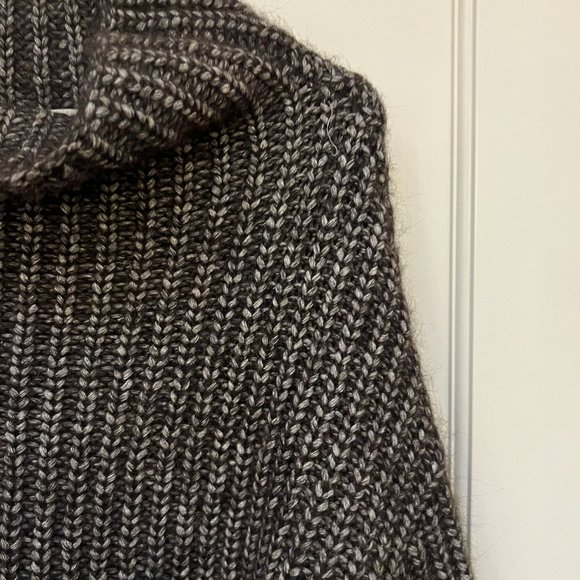 Aritzia Wilfred Brown Montpellier 100% Wool Turtleneck - Picture 6 of 6